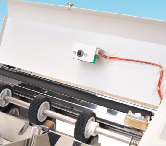 DOUBLE FEED DETECTION - The double feed detection sensor prevents mis-folded papers being contaminated to outputs