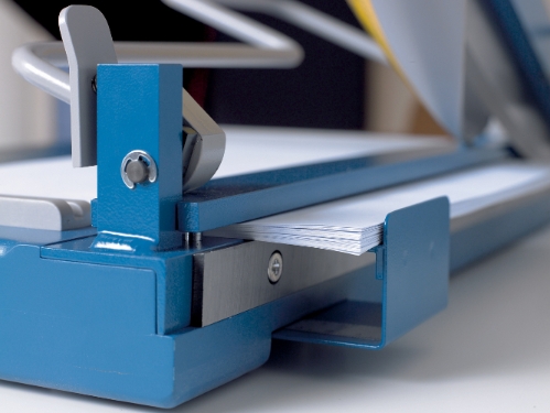 Dahle 564 14 1/2 Inch Guillotine Cutter with Laser Guide - DAH 564 CUTTER LASER