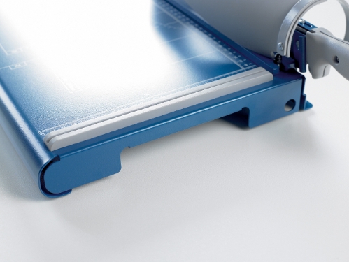 Dahle 564 14 1/2 Inch Guillotine Cutter with Laser Guide - DAH 564 CUTTER LASER