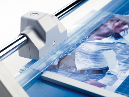 Dahle 552 Rolling Trimmer 20 1/8'' - DAHLE ROLL552