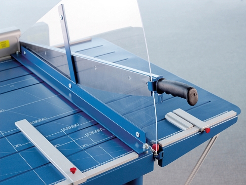 Dahle 580 Commercial 32'' Paper Cutter - DAH WORK DAH 580