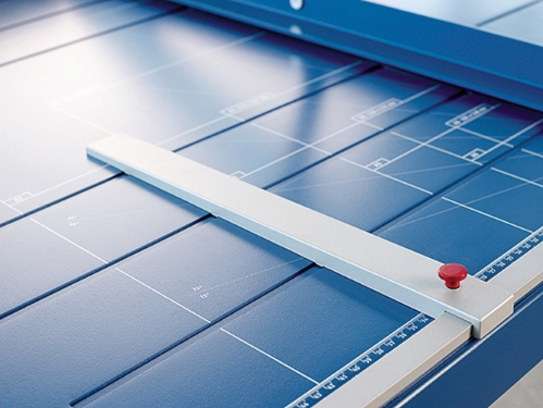 Dahle 580 Commercial 32'' Paper Cutter - DAH WORK DAH 580