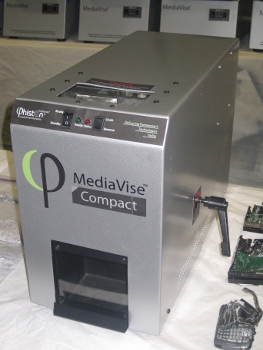 Phiston Technologies MediaVise MV02 Compact Digital Media Sanitizer - PT MEDIAVISE COMPACT
