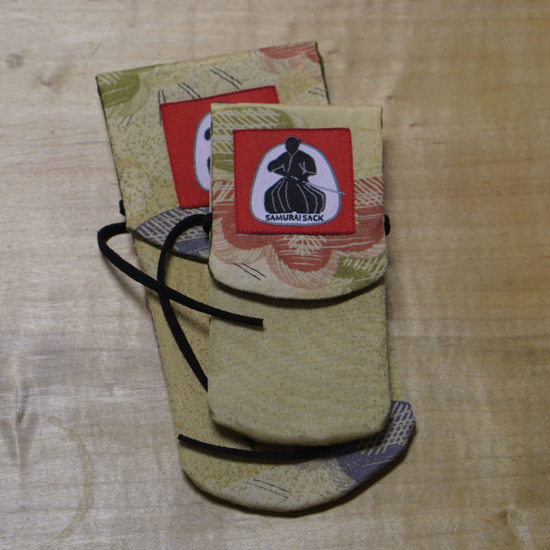 Medford Samurai Sack - Magma Medium ( Knives up to 5.5" closed length ) Medford Samurai Sack - Magma Medium ( Knives up to 5.5" closed length )