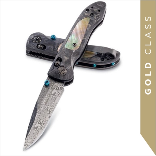 Benchmade 698-181 Gold Class Foray AXIS Folding Knife 3.22" Damasteel Blade, Marbled Carbon Fiber Handle