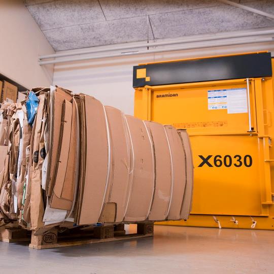 Bramidan X6030 Commercial Level Cardboard Box Vertical Baler 208/230/480 Volt 3 Phase - x6030