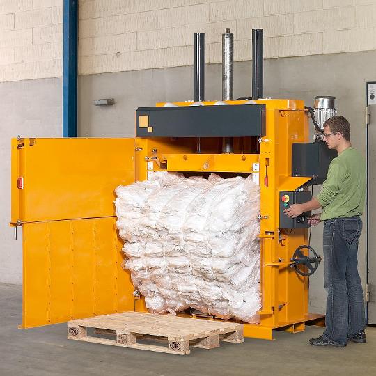Bramidan B20 Commercial Level Cardboard Box Vertical Baler 208/230/480 Volt 3 Phase - B20