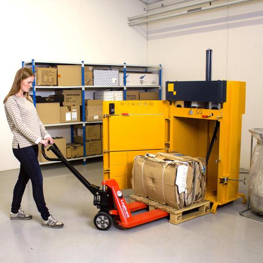 Bramidan B4 Entry Level Cardboard Box Vertical Baler 110V, 60 Hz, 1 Phase - B4