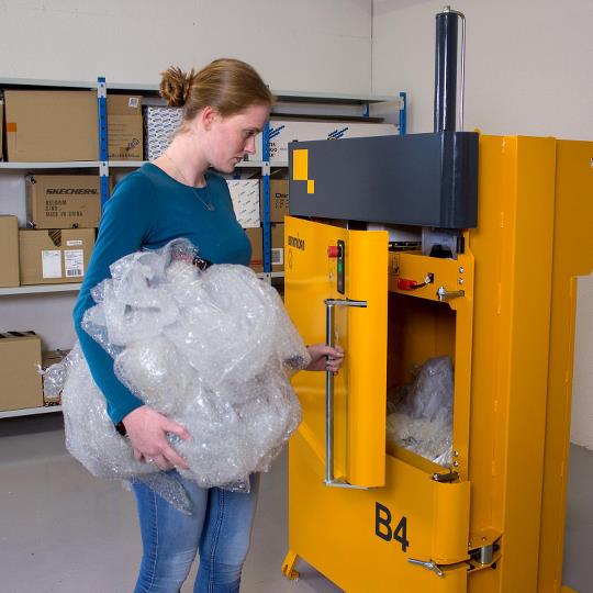 Bramidan B4 Entry Level Cardboard Box Vertical Baler 110V, 60 Hz, 1 Phase - B4