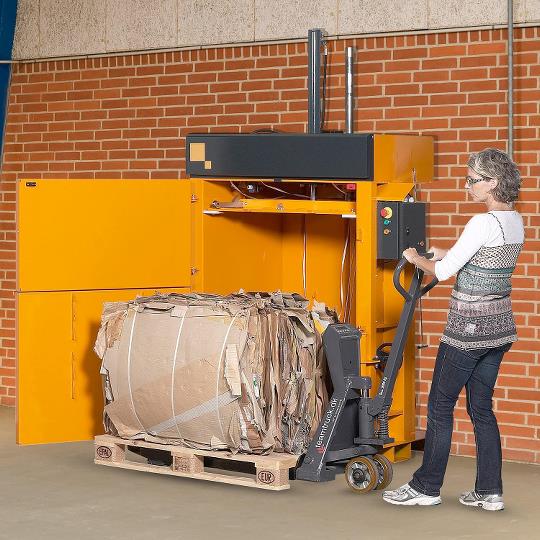 Bramidan B5W Entry Level WIDE FEED OPENING Cardboard Box Vertical Baler 110V, 60 Hz, 20 AMP - B5W